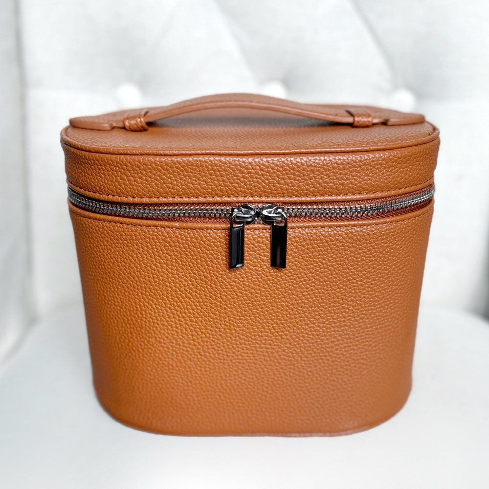 NWOT Tan Faux Leather Vanity Case / Makeup Bag